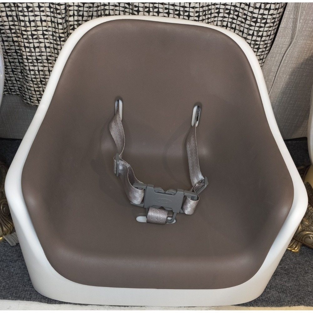 OXO Tot Nest Booster Seat with Straps White Gray Toddler Dining Chair 63137400